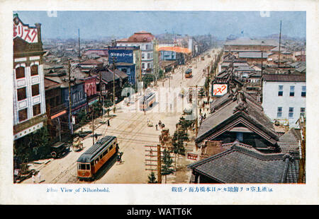 [ 1920 - Japon, Tokyo Kyobashi en tramways ] - les tramways de Kyobashi, Tokyo, en regardant vers le pont Nihonbashi. Tout à fait quelques tramways sont visibles. 20e siècle vintage carte postale. Banque D'Images