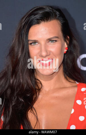 Natalie Burn participant à la 'ange est tombé' première mondiale au Regency Village Theatre le 20 août 2019 à Los Angeles, Californie Banque D'Images