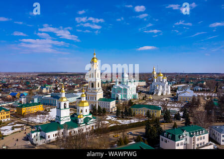 Vue aérienne d'hiver de Diveyevo ou Trinity-Saint Seraphim-Diveyevo Couvent Saint Monastère de Diveevo Banque D'Images