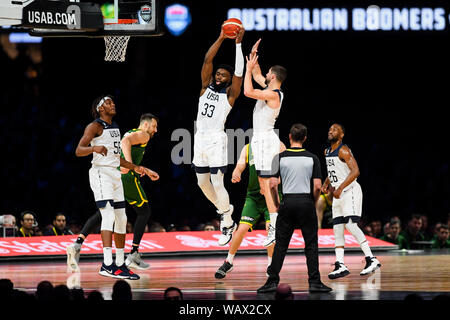 Melbourne, Australie. Août 22, 2019. 22 août 2019 Marvel ; Stadium, Melbourne, Victoria, Australie ; Basket-ball International, Etats-Unis d'Amérique et l'Australie ; Boomers Jaylen Brown de USA remporte le rebond - éditorial uniquement. Credit : Action Plus Sport Images/Alamy Live News Banque D'Images