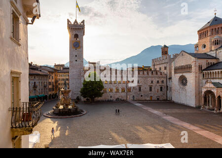 TRENTO, ITALIE - 18 juillet 2019 - San Vigilio cathédrale, une cathédrale catholique romaine à Trento, Italie du nord Banque D'Images