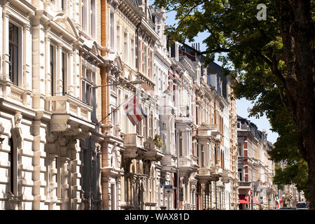 Maisons sur Oppenhoffallee dans le quartier Frankenberg, Aix-la-Chapelle, Rhénanie du Nord-Westphalie, Allemagne. Un Gruenderzeithaeuser Oppenhoffallee Frankenber der im Banque D'Images