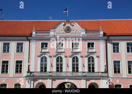 Façade baroque de l'édifice du Parlement dans la vieille ville de Tallinn, Estonie. Partie de château de Toompea. Banque D'Images