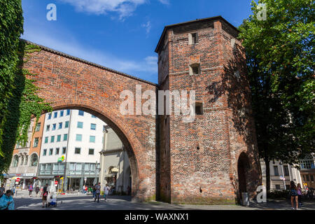 Sendlinger Tor (Porte de Sendling) une porte sud entrée de la ville de Munich, Bavière, Allemagne. Banque D'Images