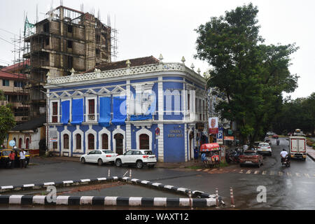 Paryatan Bhavan. Place de l'église, Patto, Panaji, Goa, Inde. Banque D'Images