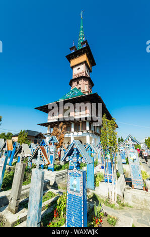 Sapanta, Maramures, Roumanie - 17 août 2019 : Avis de Cimetière Joyeux de Sapanta Banque D'Images