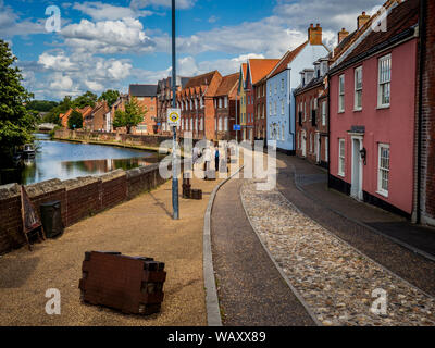 Quai de Norwich Norwich - maisons sur quai dans le centre-ville à côté de la rivière Wensum Banque D'Images
