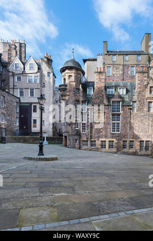 Makars' Court et le Writer's Museum de Lady's House, escalier d'escalier près de la dame à Édimbourg le Lawnmarket, sur le Royal Mile à Édimbourg Banque D'Images