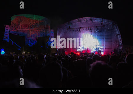 Le parrain de la musique électronique Jean-Michel Jarre - Electronica Tour live au Festival de Bluedot Observatoire Jodrell Bank en 2016 Banque D'Images