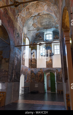 Kirilov, Russie - le 27 juillet 2019 : le monastère de Kirillo-Belozersky. Des fresques sur les murs de la cathédrale de l'Assomption Banque D'Images
