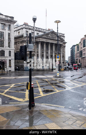 En regardant sur le lord-maire de Londres Résidence sur un jour de pluie dans la ville de Londres, Royaume-Uni Banque D'Images