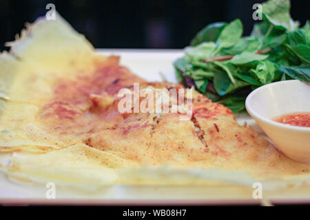 Crêpes vietnamiennes, Banhxeo Banque D'Images