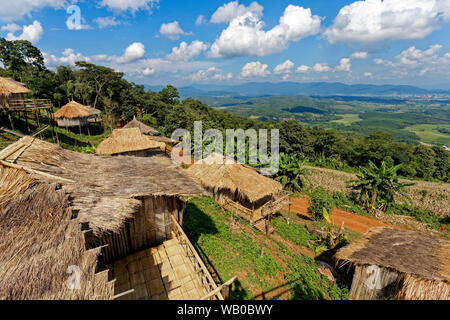 Doi Sa Ong (ONG), sa montagne hilltribe village AKHA, District de Chiang Saen, Chiang Rai, Thaïlande Banque D'Images