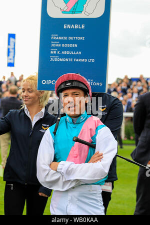 22 août 2019 , l''hippodrome de York, York, Grande-Bretagne ; 2019 Darley Yorkshire Oaks/Ladies Day ; Frankie Dettori Credit Conor Molloy/News Images Banque D'Images