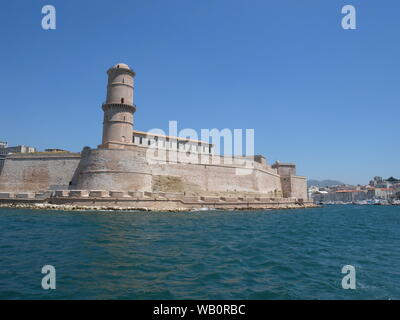 Fanal tower en entrée du port de Marseille Provence , France Banque D'Images