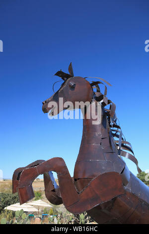 Un dancing horse en métal Banque D'Images