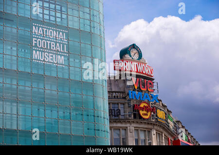 Musée National du Football et le Printworks, Manchester, Royaume-Uni. Banque D'Images