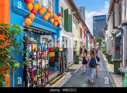 Boutiques sur Haji Lane, dans le quartier de Kampong Glam, la ville de Singapour, Singapour Banque D'Images