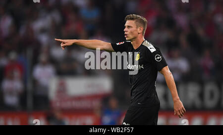 Cologne, Allemagne. Août 23, 2019. Action de Lukasz (BVB). GES/Soccer/1. Bundesliga : 1. FC Cologne - Borussia Dortmund, 23.08.2019 Le football : 1ère ligue : 1. FC Cologne vs Borussia Dortmund, Cologne, 23 août 2019 | Le monde d'utilisation : dpa Crédit/Alamy Live News Banque D'Images