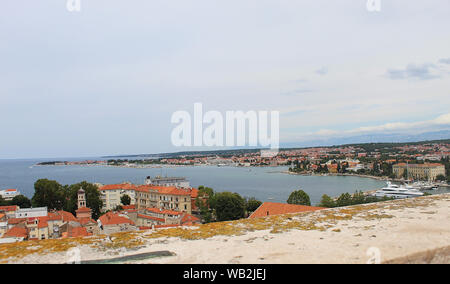 Avis de Zadar du clocher de Sv. Anastasia Banque D'Images