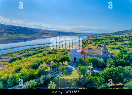 Panorama aérien de la salterne historique sur l'île de Pag Banque D'Images