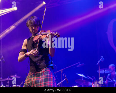 Bergame, Italie - 22 août 2019 : Le groupe de musique folk italienne le clan, effectue à Bum bum Festival à Trescore Balneario (BG). Brambilla Simone Live News Banque D'Images