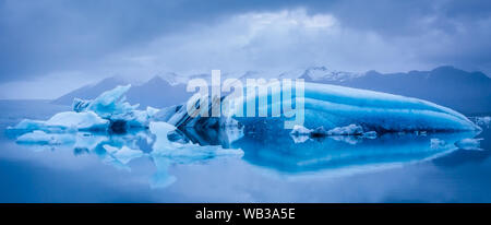 Glacier jökulsárlón Lagoon, le sud de l'Islande Banque D'Images