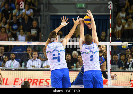 JAN BLOC KOZAMERNIK TONCEK STERN au cours de test match avec l'Italie contre la Slovénie 2019, Civitanova Marche, Italie, 24 juillet 2019, le volley-ball volley-ball italien Natio Banque D'Images