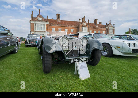 Réplique de la Jaguar SS 100 de 1938 à 2019 Hôtel de Helmingham Banque D'Images