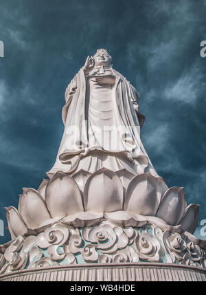 Lady statue de Bouddha à Da nang, Vietnam central Banque D'Images