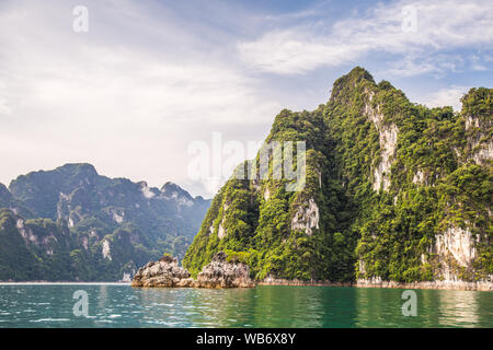 Parc national de Khao Sok vues en Thaïlande Banque D'Images