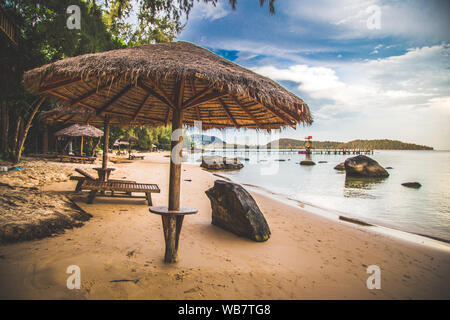 L'île de Koh Rong, coucher de soleil et plage, au Cambodge Sihanoukville Banque D'Images