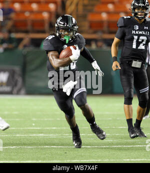 Honolulu, Hawaii, USA. 24 août, 2019. AHawaii Rainbow Warriors Miles running back # 26 Reed pendant le jeu entre l'Hawaii Rainbow Warriors et les Wildcats de l'Arizona à l'Aloha Stadium d'Honolulu, HI - Michael Sullivan/CSM Crédit : Cal Sport Media/Alamy Live News Crédit : Cal Sport Media/Alamy Live News Crédit : Cal Sport Media/Alamy Live News Banque D'Images