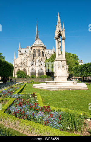 Square Jean XXIII derrière la Cathédrale Notre-Dame, Paris, France Banque D'Images