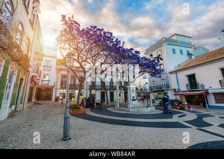 Praca Luis de Camoes avec la Première Guerre mondiale dans le centre commémoratif, Lagos, Algarve, Portugal, Europe Banque D'Images