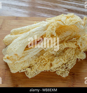 Champignon bambou chinese food on wooden table Banque D'Images