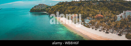 Vue aérienne de la plage de Phuket en Thaïlande ci-dessus Banque D'Images