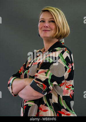 Édimbourg, Écosse, Royaume-Uni, 25 août 2019. Edinburgh International Book Festival. Sur la photo : Kerry Hudson, un auteur d'Aberdeen, parle de son mémoire sur l'inquiétante Lowborn villes frappées par la pauvreté de sa jeunesse à la fête du livre Banque D'Images