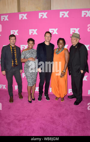 Hudson, Angela Carter, Lewis Dave Andron, Michael Hyatt et Walter Mosley participant à la FX Networks Starwalk Tapis Rouge à la TCA au Beverly Hilton Hotel le 6 août 2019 à Beverly Hills, Californie Banque D'Images