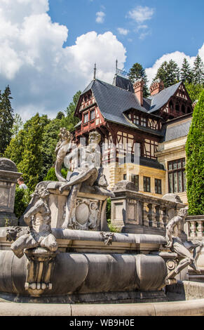 Château de Peles en Transylvanie en Europe de l'Est Roumanie Banque D'Images