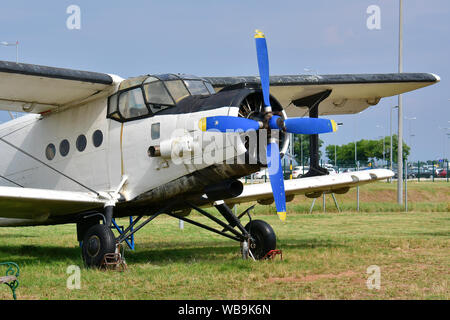 Antonov An-2N avion, Aeropark est un open-air aviation museum à côté de l'Aéroport International Liszt Ferenc, Budapest, Hongrie, Magyarország, Europe Banque D'Images