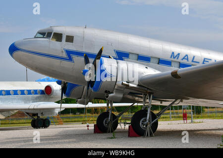 Lisunov LI-2T avion, Aeropark est un open-air aviation museum à côté de l'Aéroport International Liszt Ferenc, Budapest, Hongrie, Magyarország, Europe Banque D'Images