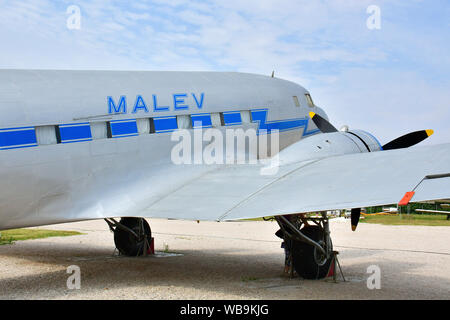 Lisunov LI-2T avion, Aeropark est un open-air aviation museum à côté de l'Aéroport International Liszt Ferenc, Budapest, Hongrie, Magyarország, Europe Banque D'Images