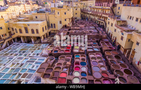 Fès, Morocco-Feb,16 2018 : Les Tanneries, Médina de Fès, Maroc Banque D'Images