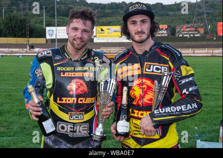 Sheffield, Royaume-Uni. Août 25, 2019. SHEFFIELD, Angleterre 25 AOÛT LEICESTER des lionceaux, prendre la 2e place : Danyon Hume (à gauche) et Ellis la Ligue nationale au cours Avantages meilleur championnat au stade Owlerton paires, Sheffield le dimanche 25 août 2019 (Crédit : Ian Charles | MI News) Credit : MI News & Sport /Alamy Live News Banque D'Images