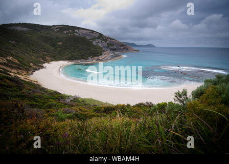 Fosses à saumon, la plage la plus photographiée sur la péninsule de Torndirrup. Torndirrup National Park, près d'Albany, dans l'ouest de l'Australie Banque D'Images