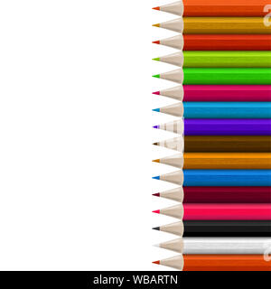 Frontière ondulé vertical droit faites de bois de couleur crayons ligne isolé sur fond blanc. Retour à l'école en bordure de cadre cadre avec copie Sp Banque D'Images