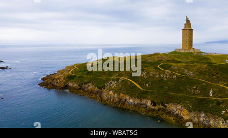 Tour d'Hercule (Torre de Hercules) situé dans la ville de La Corogne. La Galice, Espagne Banque D'Images