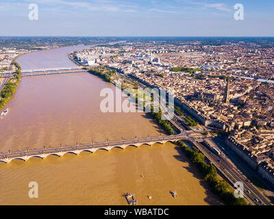 Vue panoramique vue aérienne de la ville de Bordeaux, France Banque D'Images