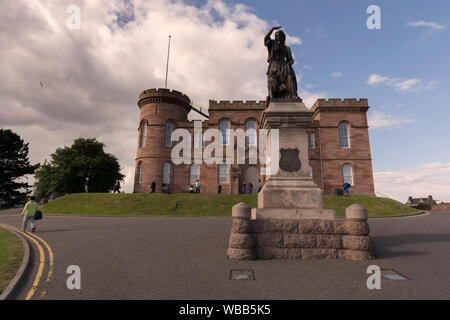 Sculpture à Flora Macdonald. Le château d'Inverness (Chambre des Sheriff Court). Construit en 1836 par l'architecte William Burn. Inverness. Highlands. L'Ecosse Banque D'Images